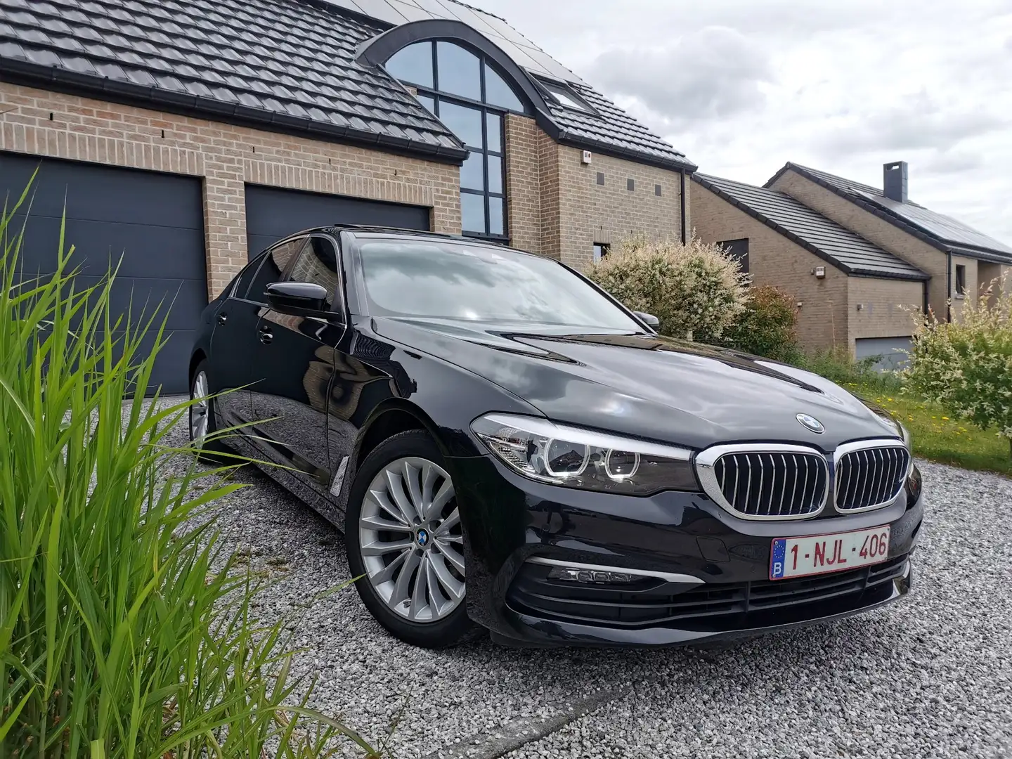 BMW 518 d TO CUIR VIRTUAL COCKPIT ECLAIRAGE AMBIANT Zwart - 1
