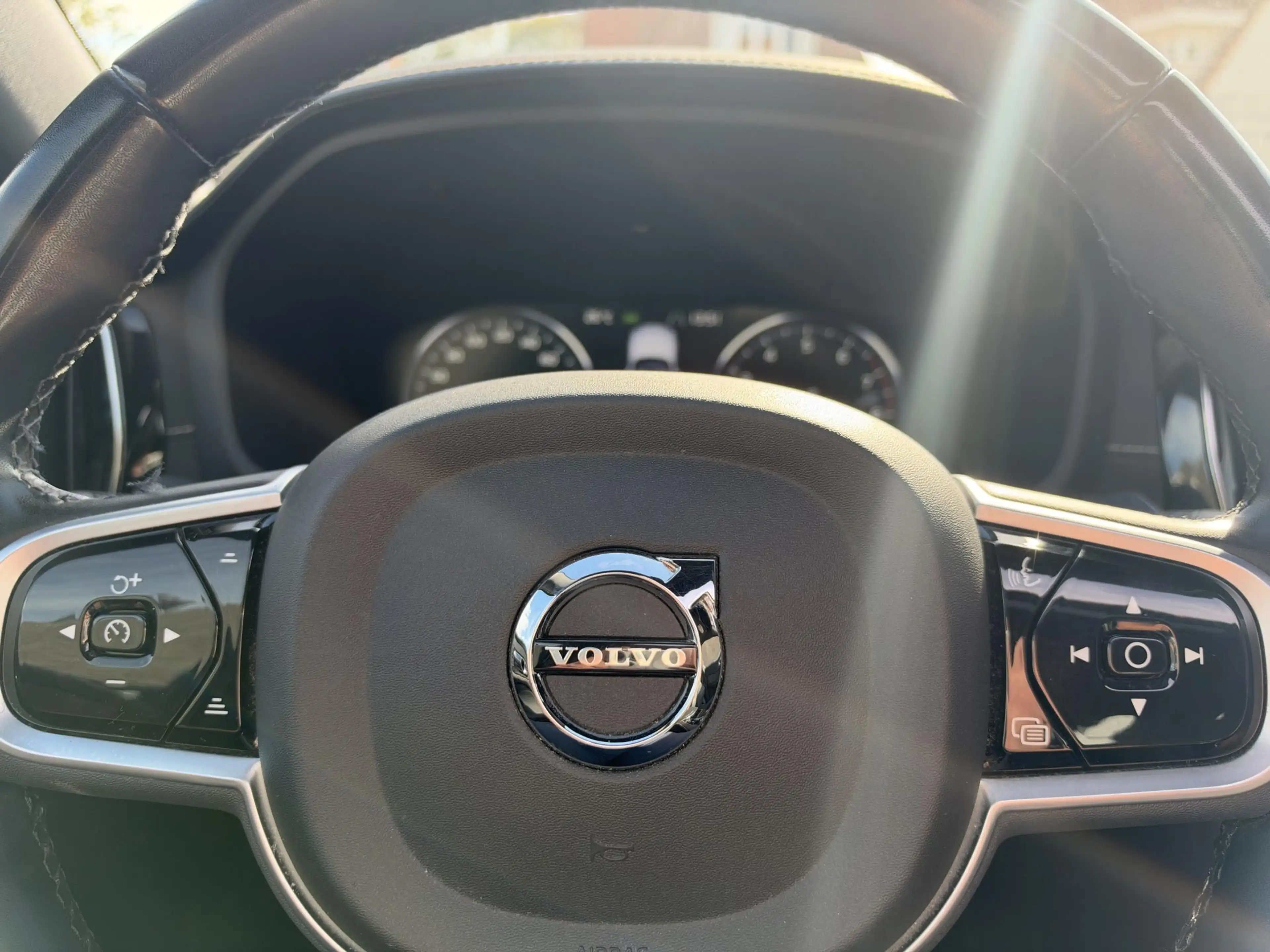 Volvo S60 2.0 T6 Recharge AWD — photo 19