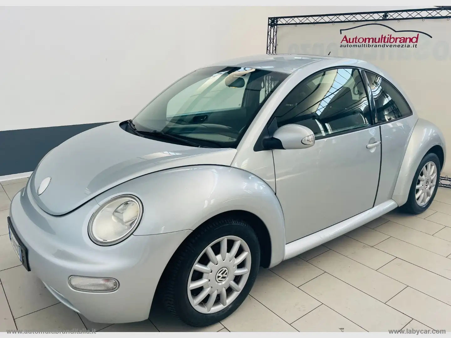 Volkswagen New Beetle 1.9 TDI 101CV Kite Сірий - 1