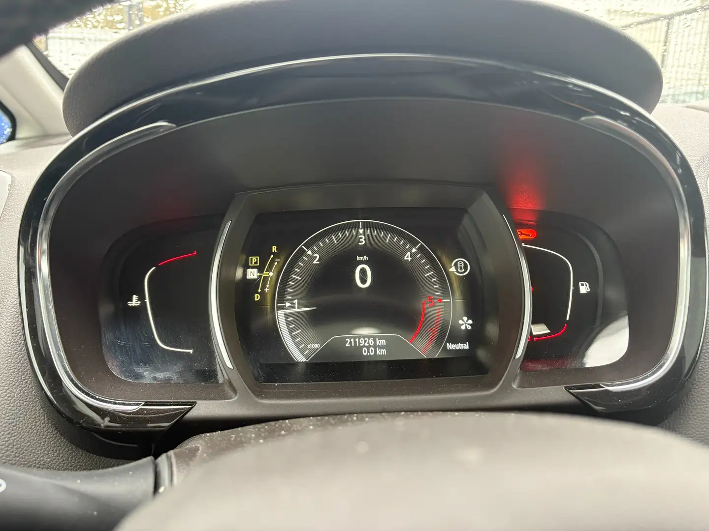 Renault Espace 1.6 dCi Intens EDC Grijs - 2