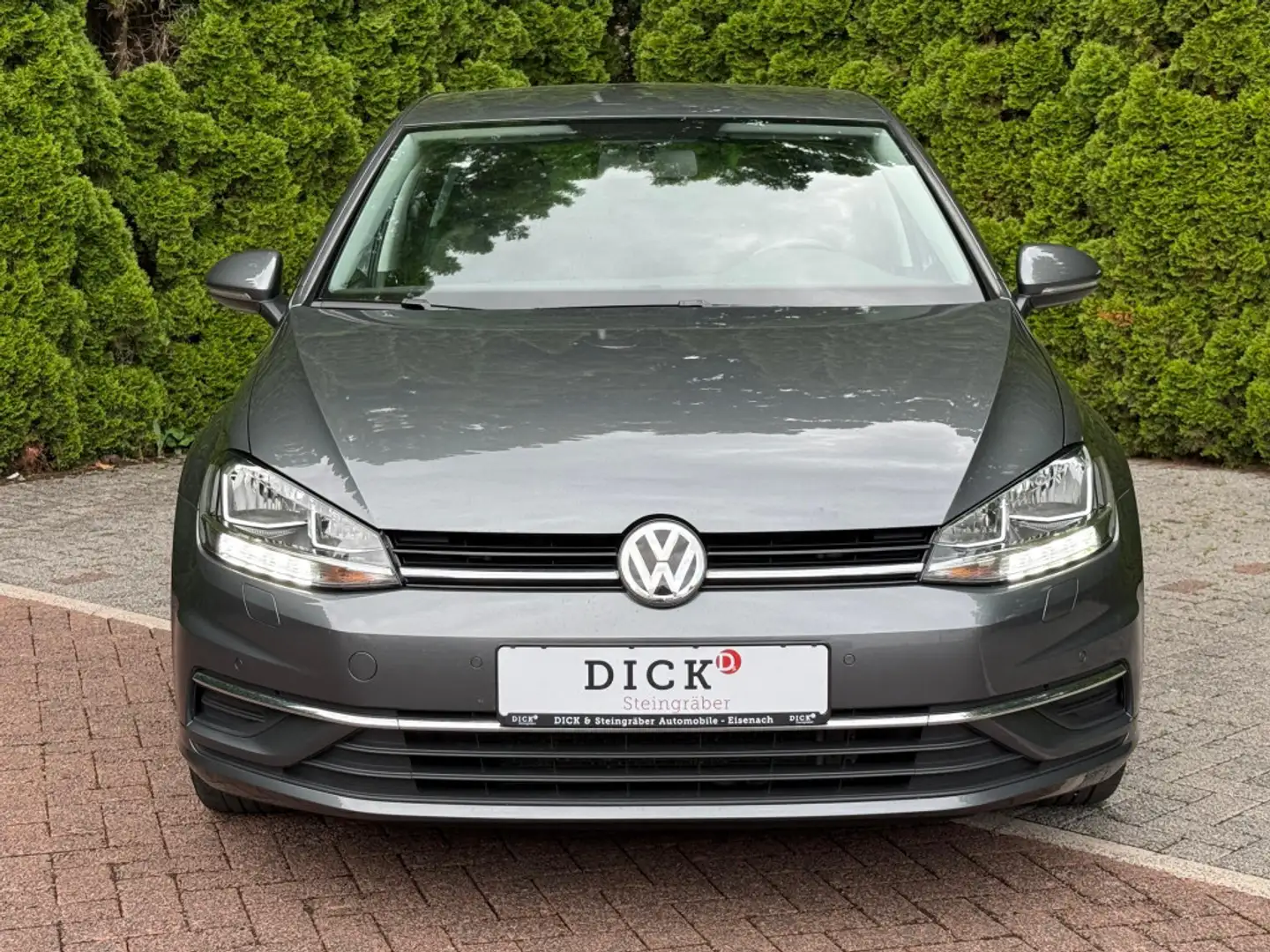 Volkswagen Golf 1.6 TDI DSG Lim Comfortline NAV+SHZ+PDC+MFL Gris - 2