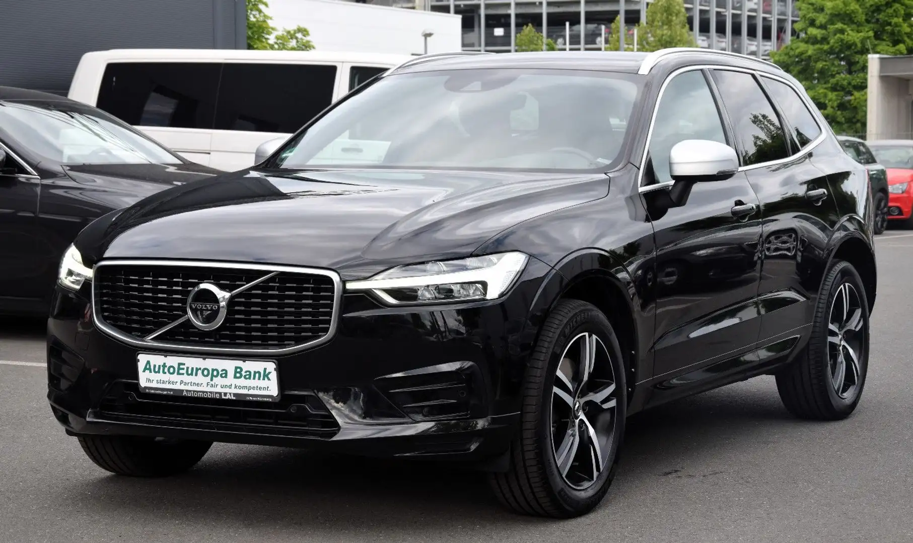 Volvo XC60 R Design AWD *360°*LED*Nappa* Negro - 1