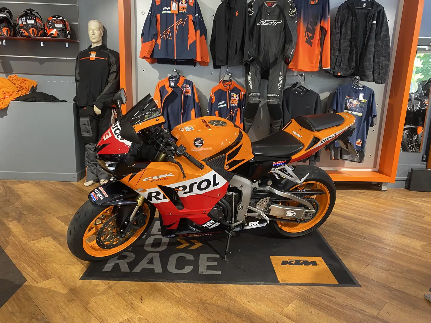 Honda CBR 600 Orange - 2