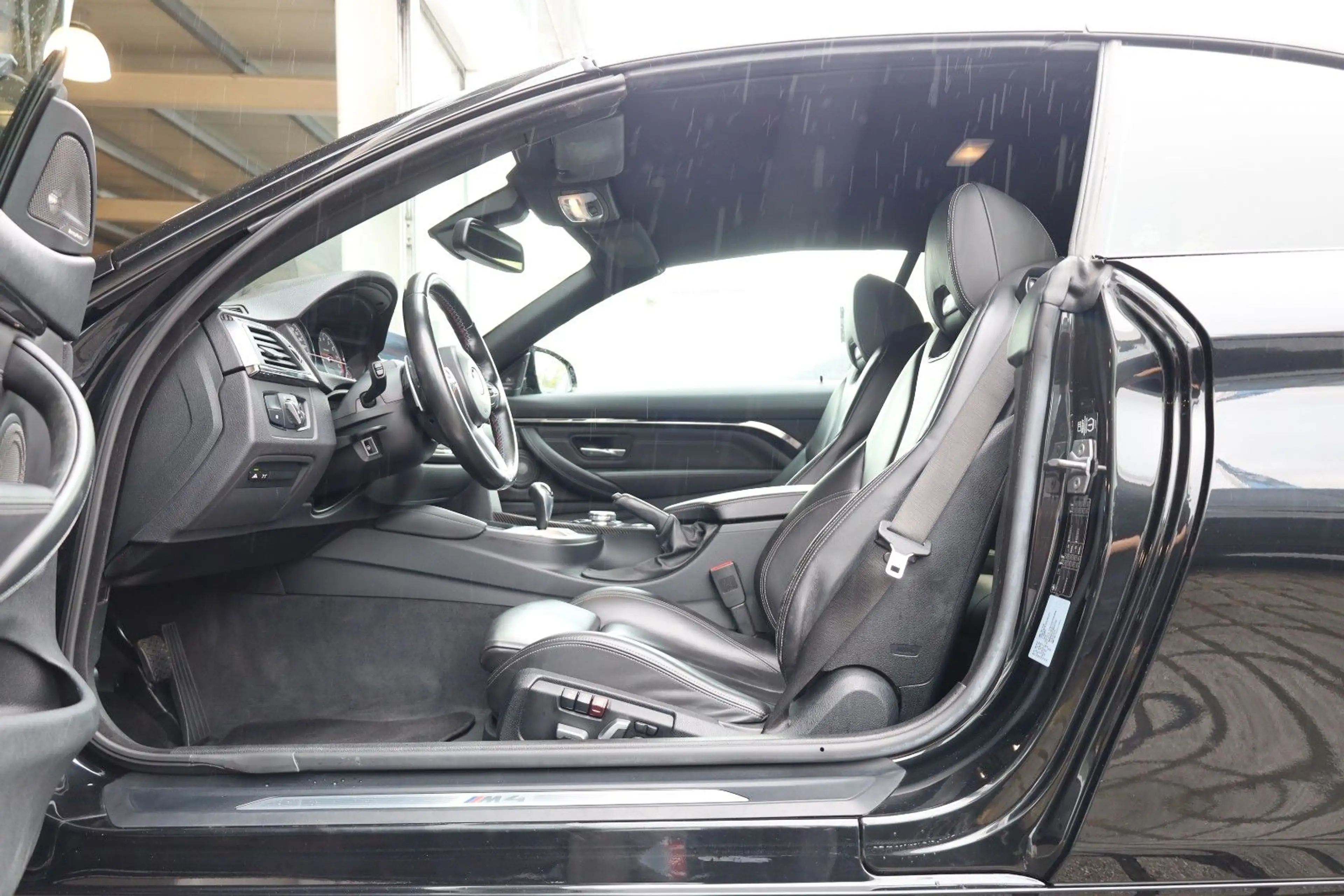 BMW M4 Cabrio/360*/HUD/HK/Airscarf/APPLE/SHZ/LHZ/R20 — photo 9