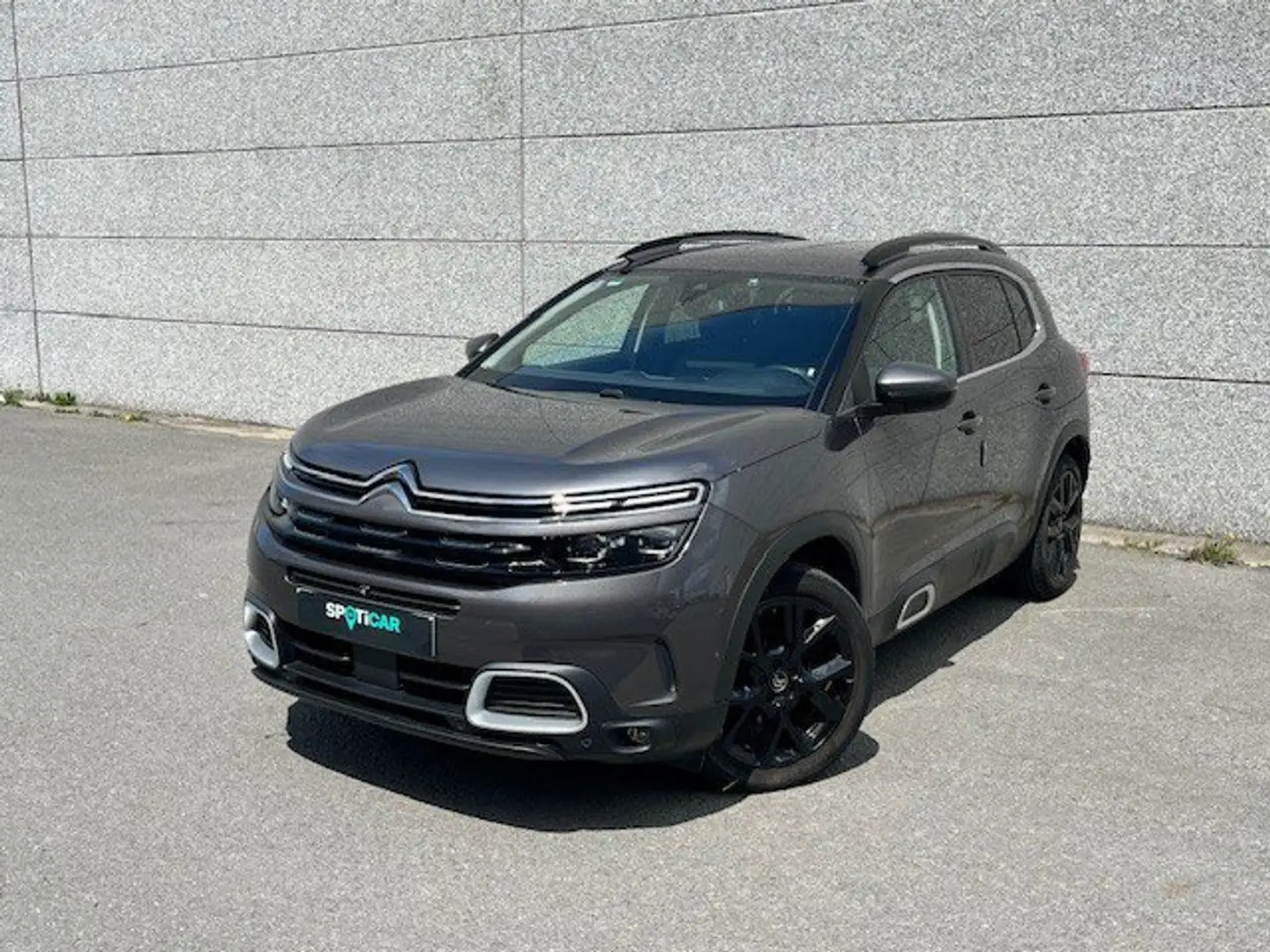 Citroen C5 Aircross *GPS*CAMERA*KEY LESS GO* 1.2 BENZ 130 PK EAT SHINE Gris - 1