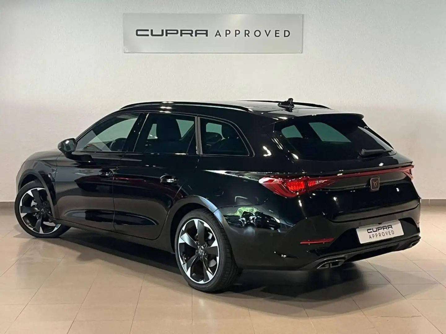 CUPRA Leon Sportstourer 1.5 ETSI DSG 110KW Negro - 2