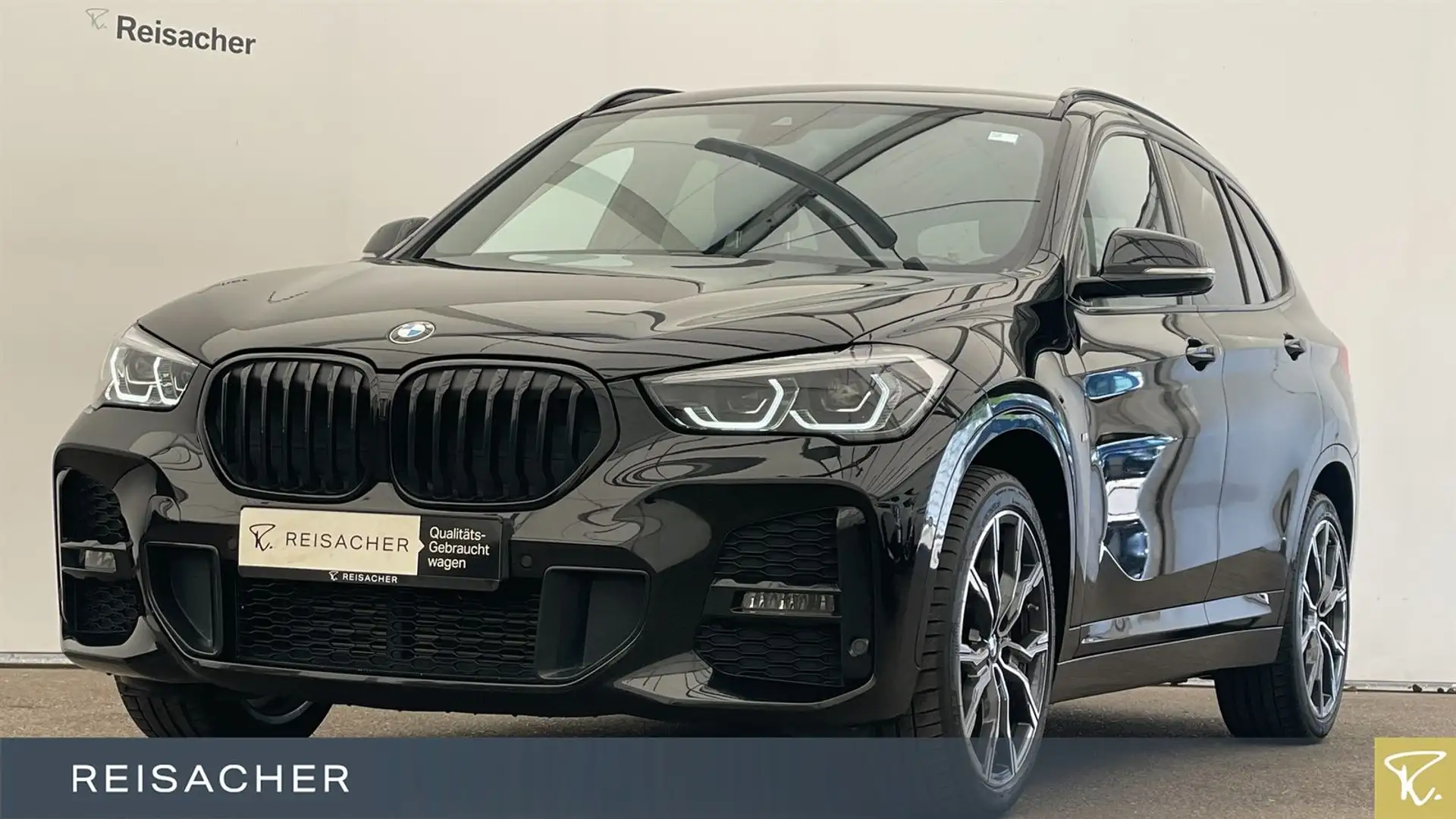 BMW X1 xDrive20d A M-Sport,M-Sport,AHK,Autom Zwart - 1