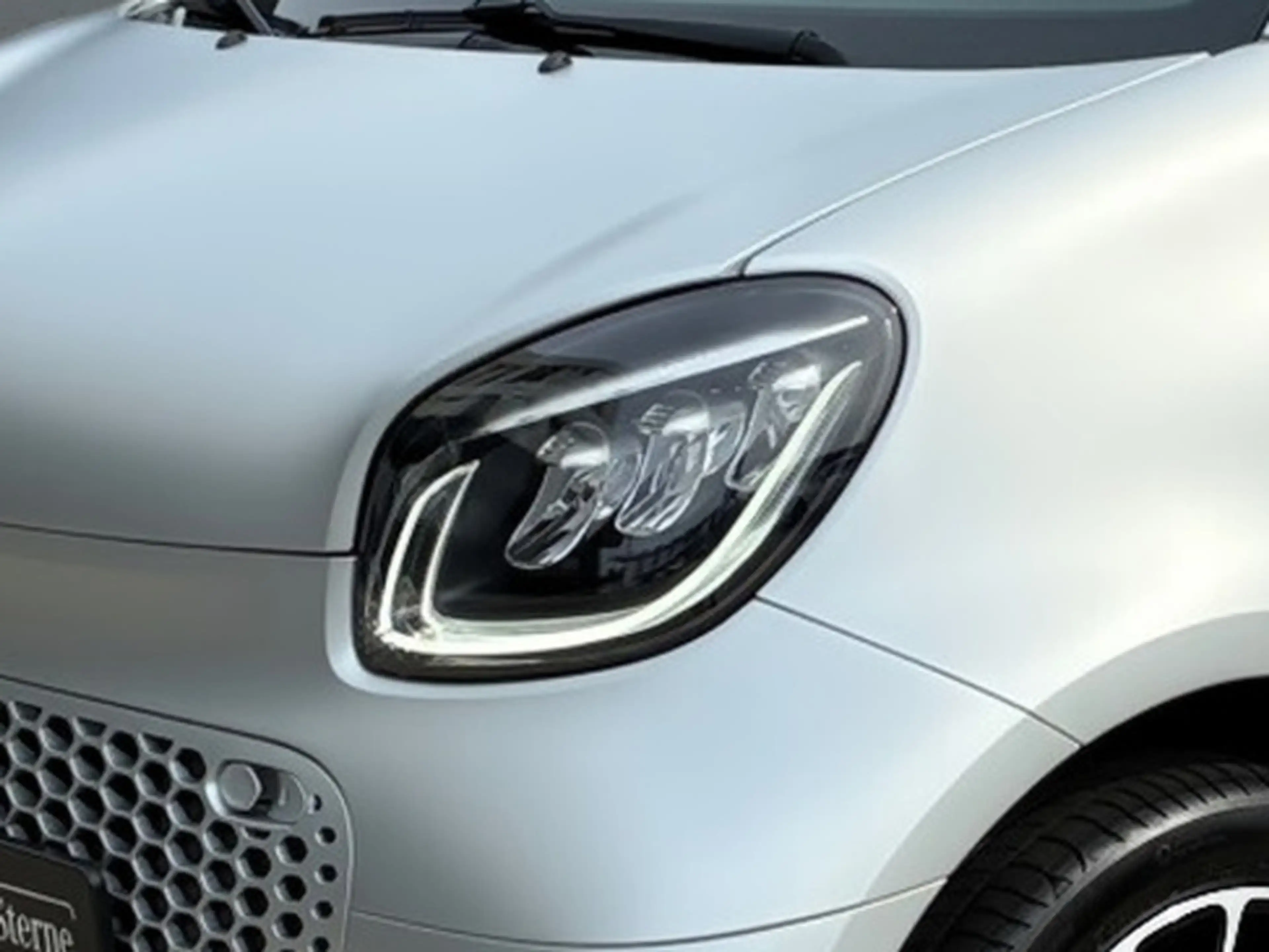 smart forTwo EQ  coupe PRIME+LEDER+EXCLUSIV+PANO+KAMERA — photo 2