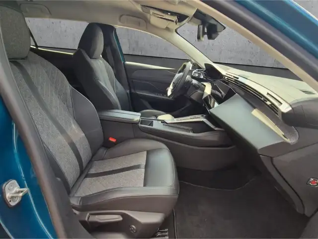 Peugeot 408 view 13
