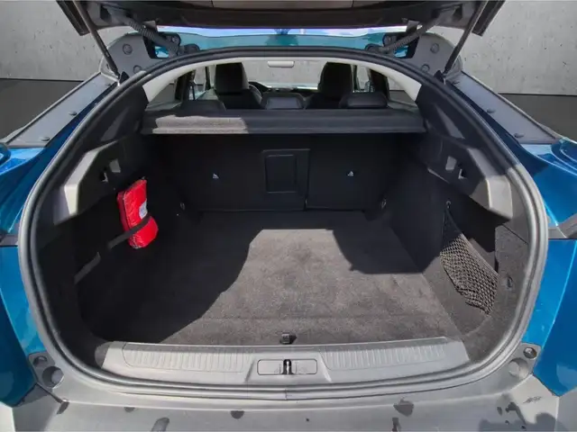 Peugeot 408 view 7