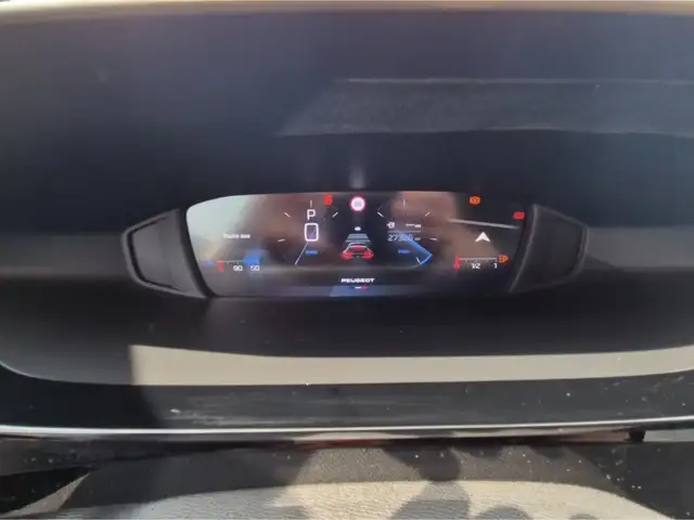 Peugeot 408 view 15