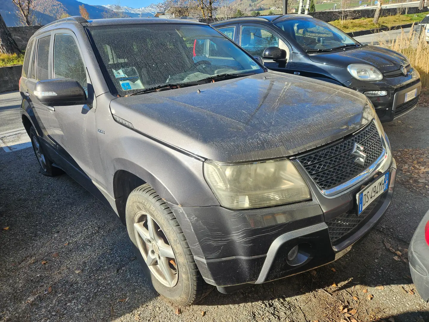 Suzuki Grand Vitara Grand Vitara 1,9 DDiS special 100 000KM!4x4!! Grau - 2