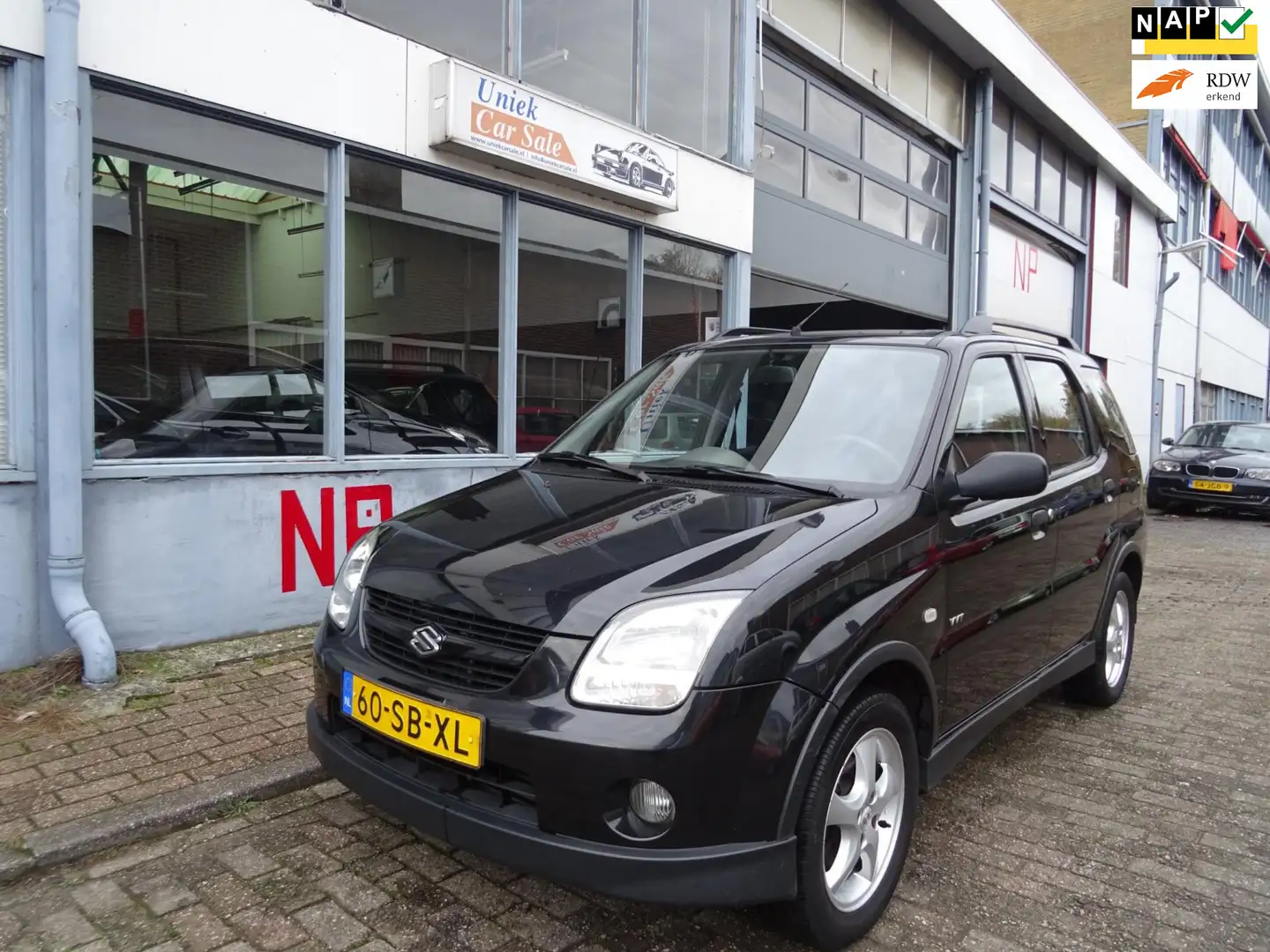 Suzuki Ignis 1.3-16V FreeStyle Zwart - 1