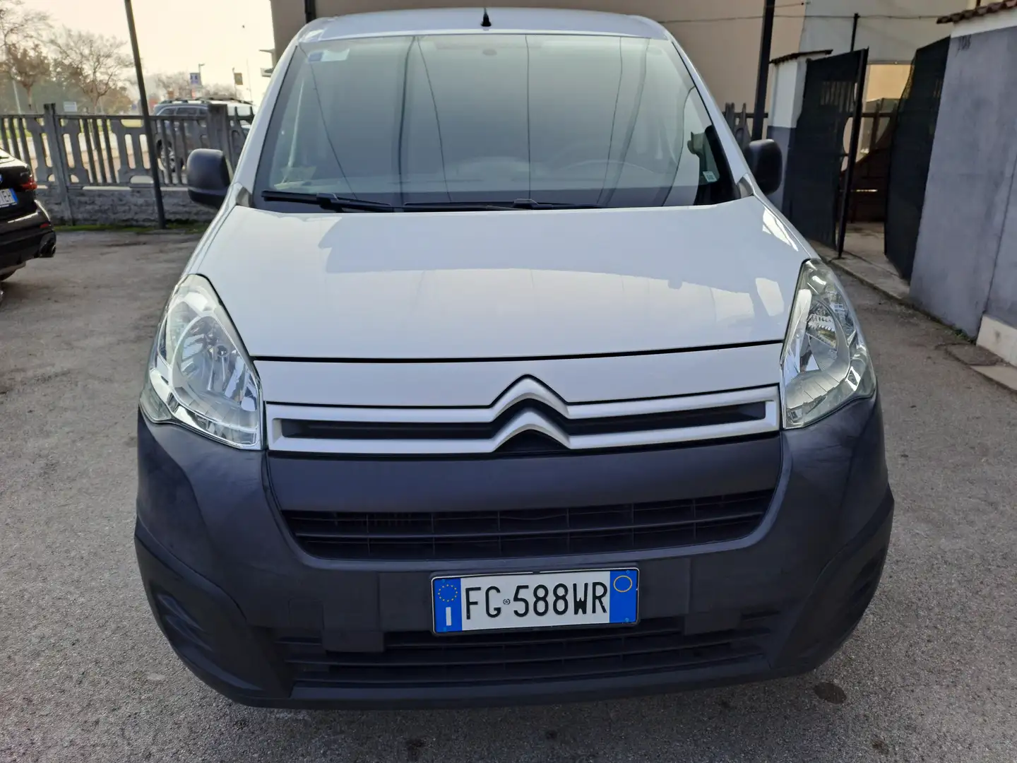 Citroen Berlingo BLUEHDI 100 VAN 3 POSTI CLUB L2 Blanc - 1