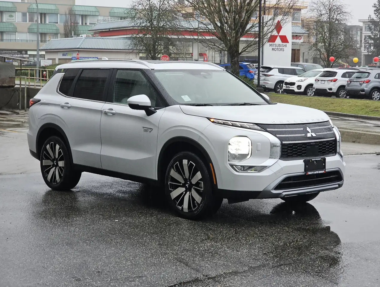 Mitsubishi Outlander снимка Mitsubishi Outlander