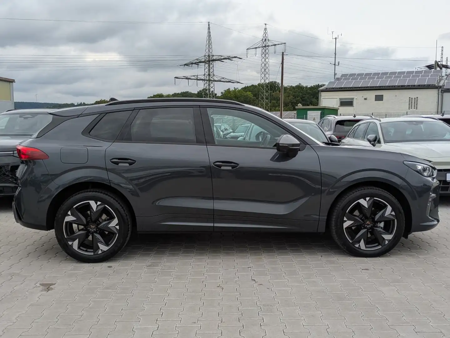 CUPRA Terramar 1.5 eTSI Dinamica Edge-Paket HUD 19" Grijs - 2