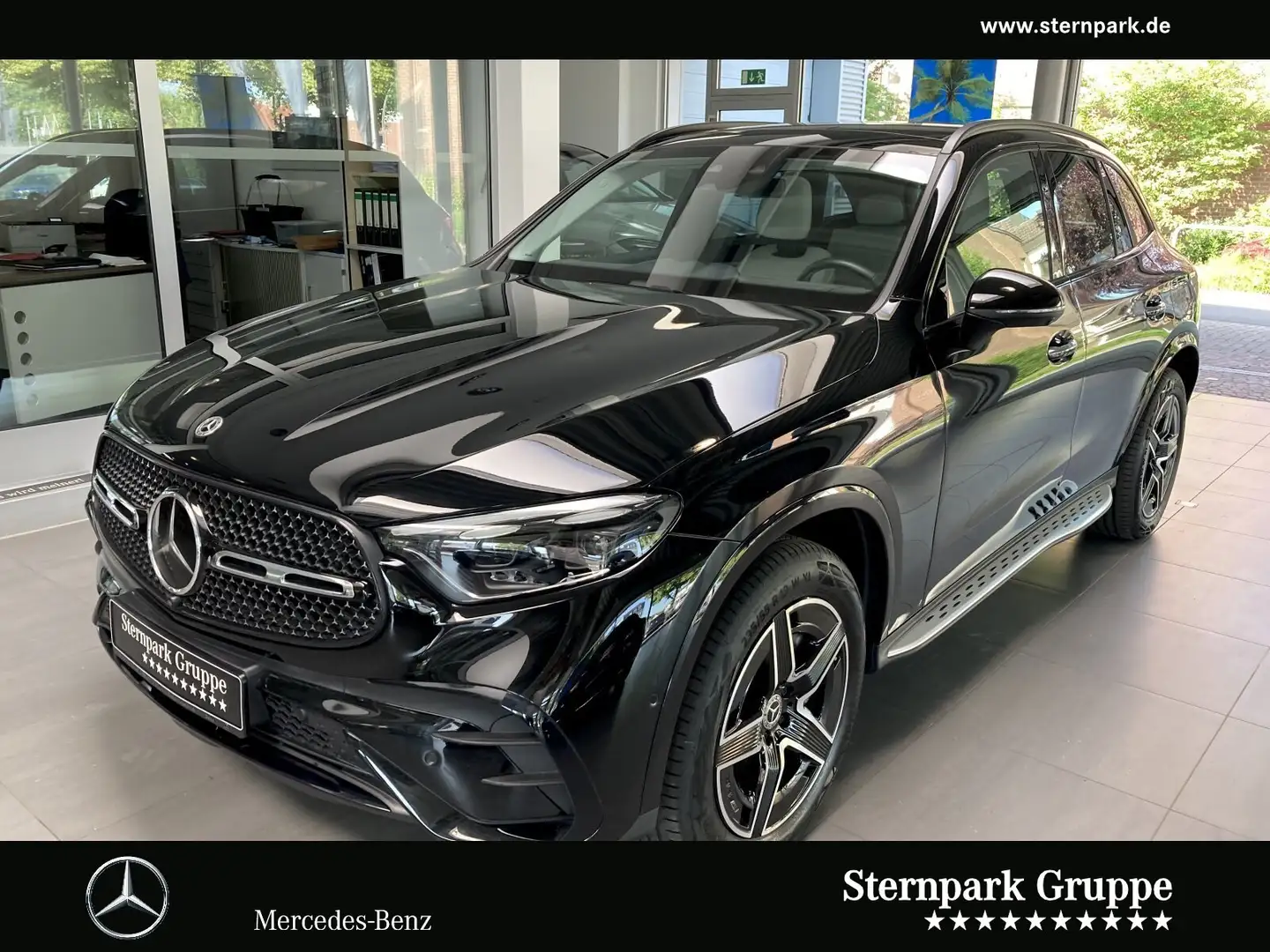 Mercedes-Benz GLC 300 GLC 300 de 4M AMG Night+Pano+AHK+HUD+Burm+Trittb Schwarz - 1