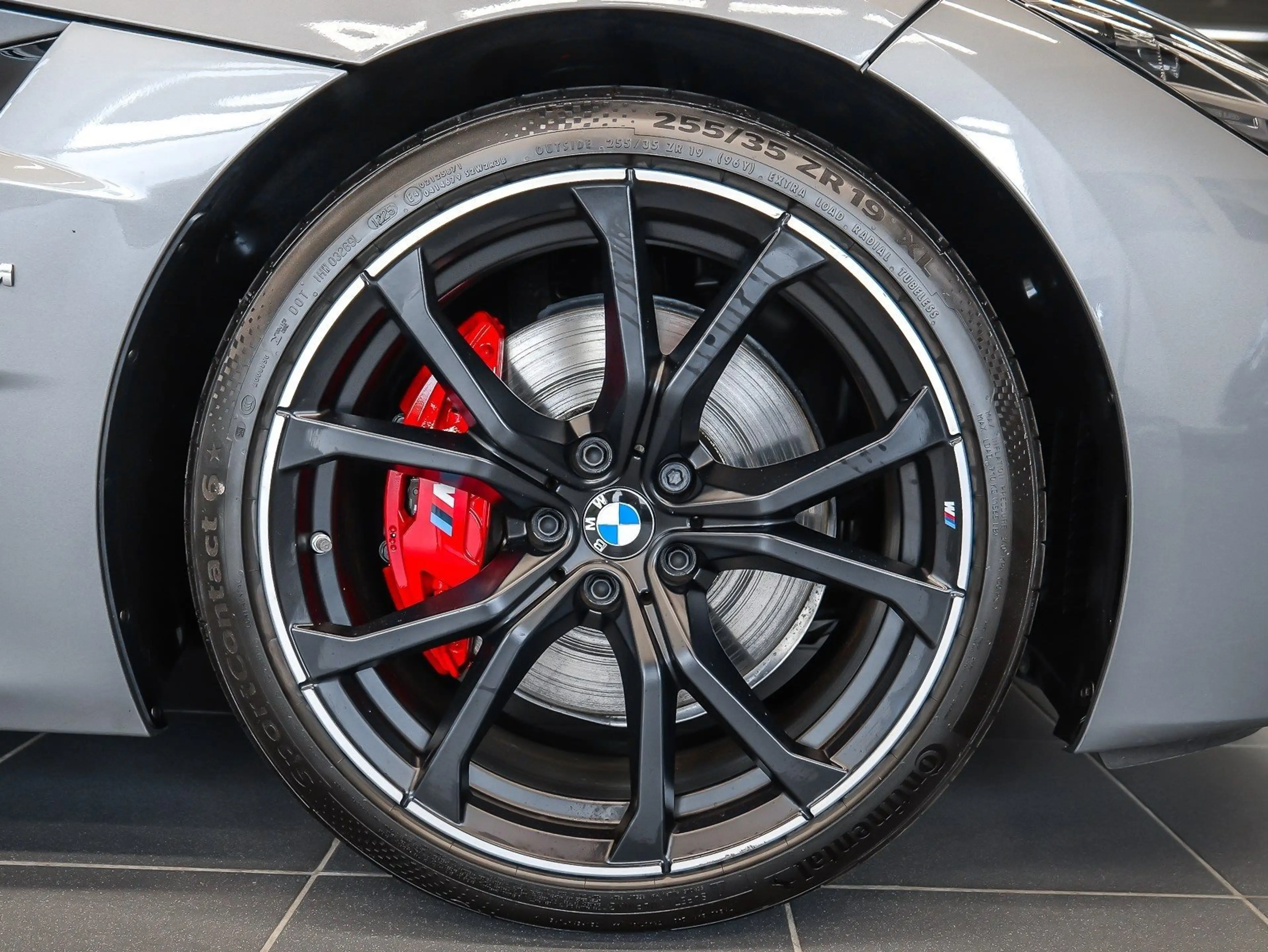 BMW Z4 sDrive20i M Sport HUD NAVI LED Sound Syst. — photo 4