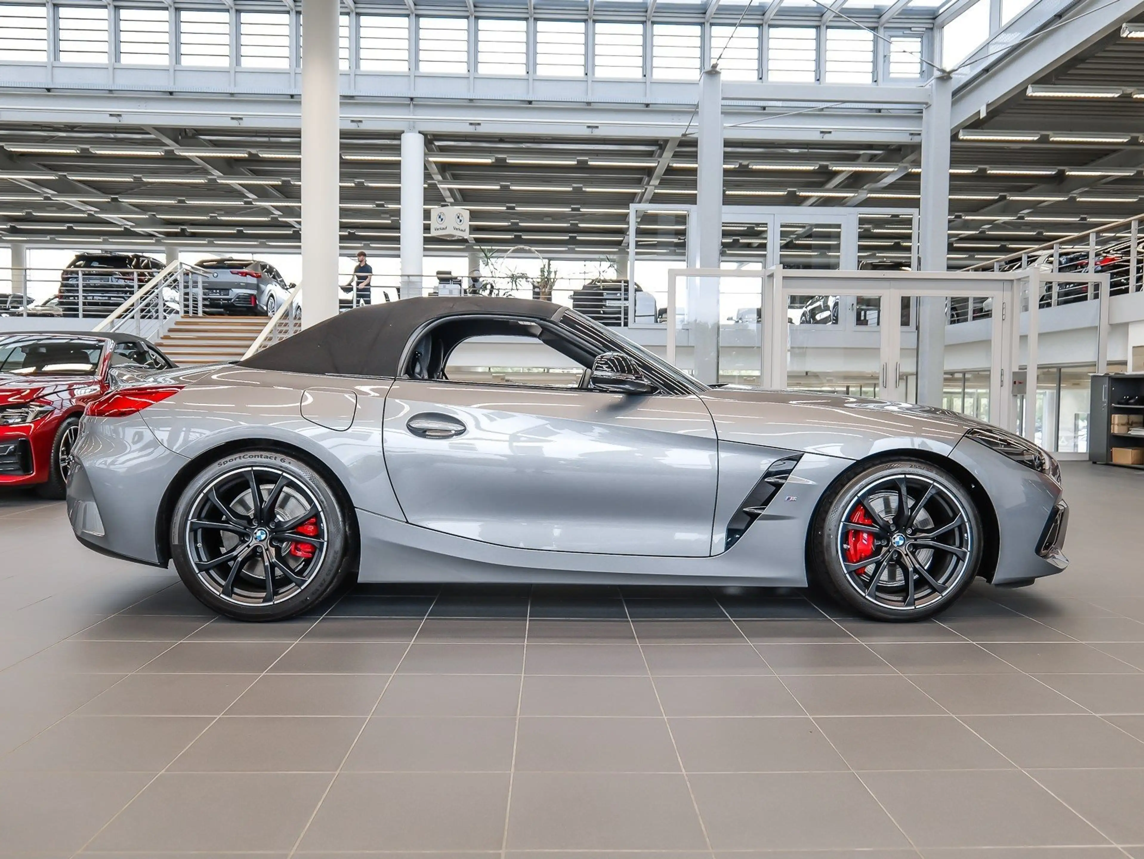 BMW Z4 sDrive20i M Sport HUD NAVI LED Sound Syst. — photo 10