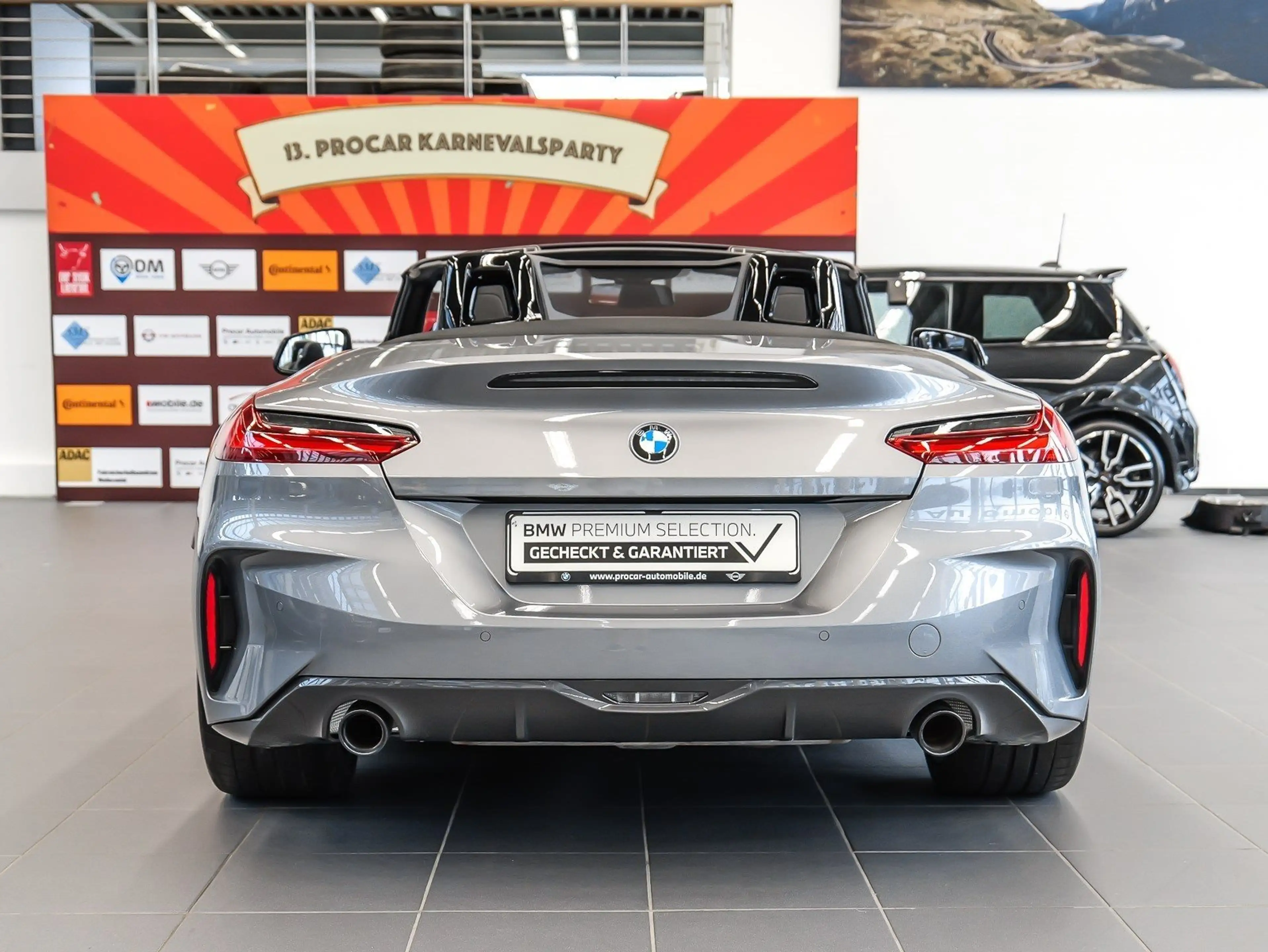 BMW Z4 sDrive20i M Sport HUD NAVI LED Sound Syst. — photo 11