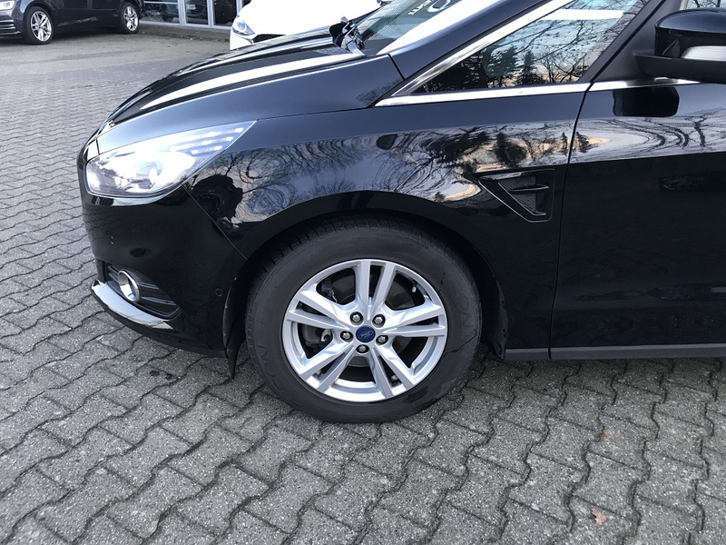 Ford S-Max 2.0 TDCi Titanium, NAVI, LED, Business-P. — photo 5