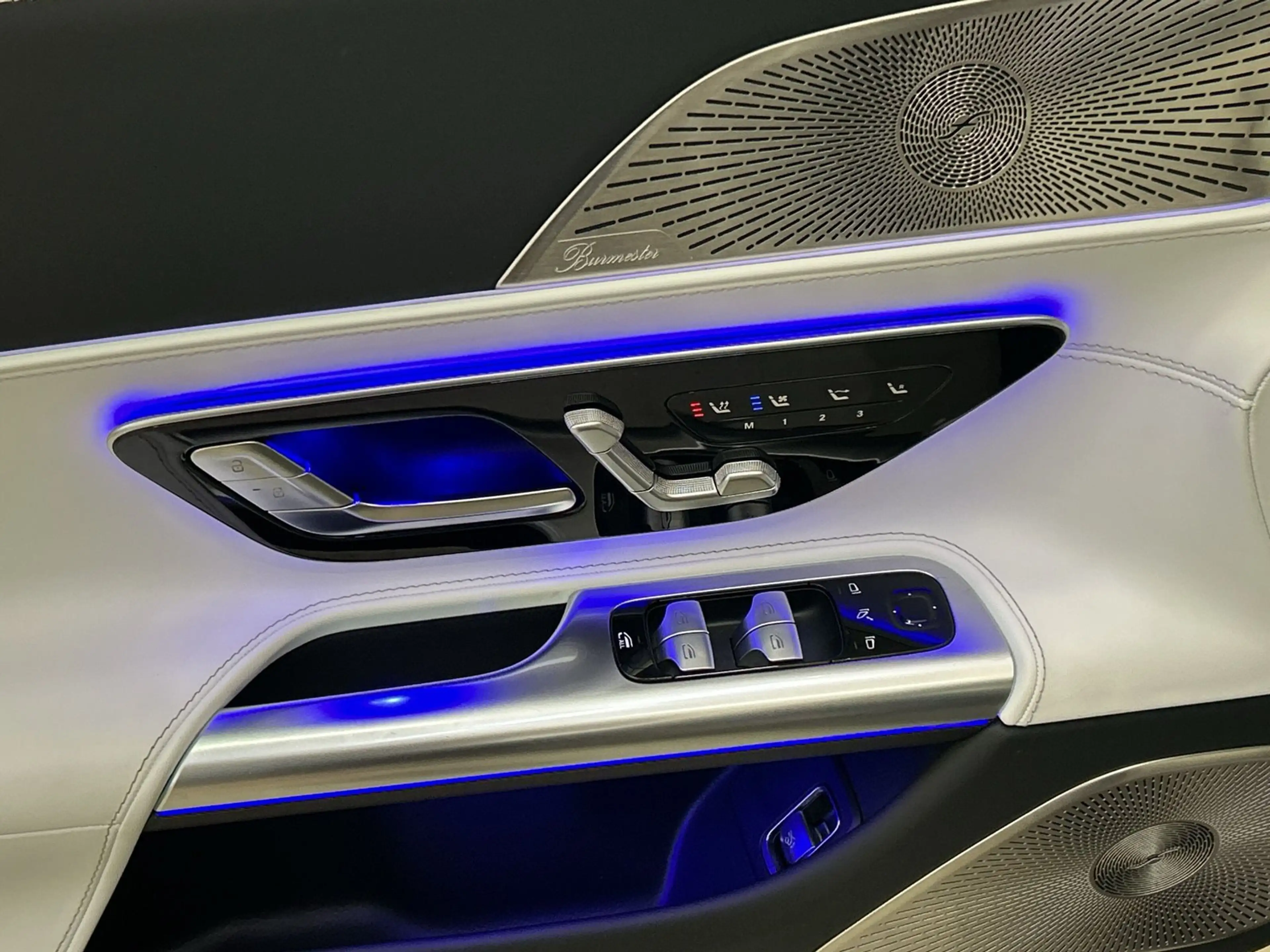 Mercedes-Benz SL 63 AMG 4MATIC+ LED EASY-PACK — photo 13