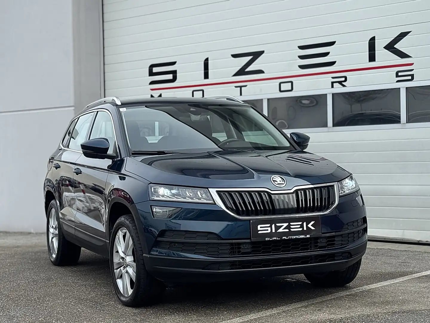 Skoda Karoq 2,0 TDI SCR 4x4 Style Limited DSG|FRONT-LANE AS... Blau - 2