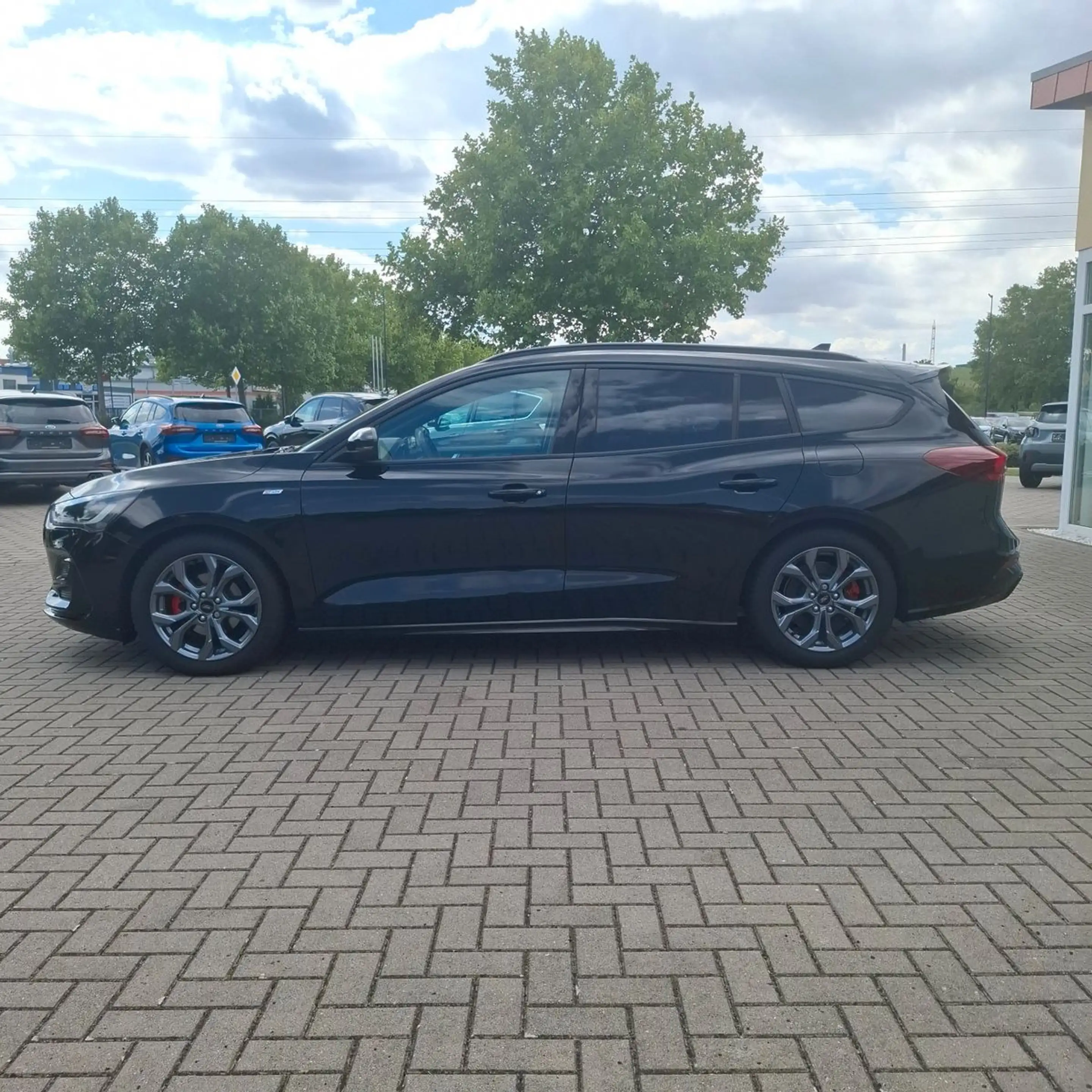 Ford Focus ST-Line X  ACC+Panoramadach+Head-Up+B&O — photo 3
