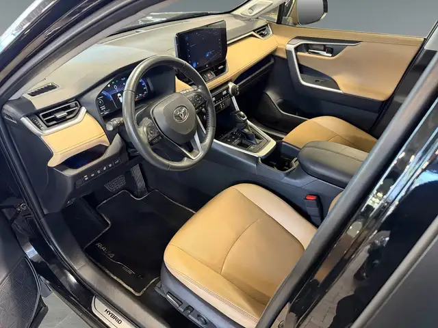 Toyota Rav4 view 10