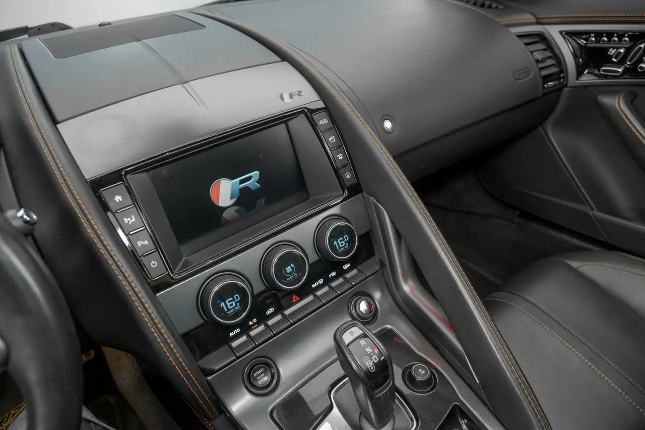 Jaguar F-Type fotografie Jaguar F-Type