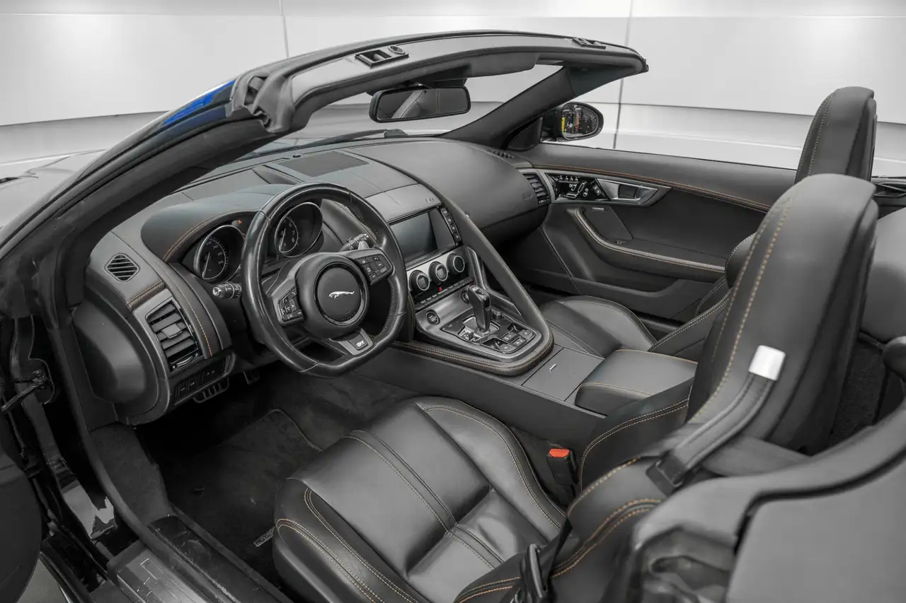 Jaguar F-Type fotografie Jaguar F-Type