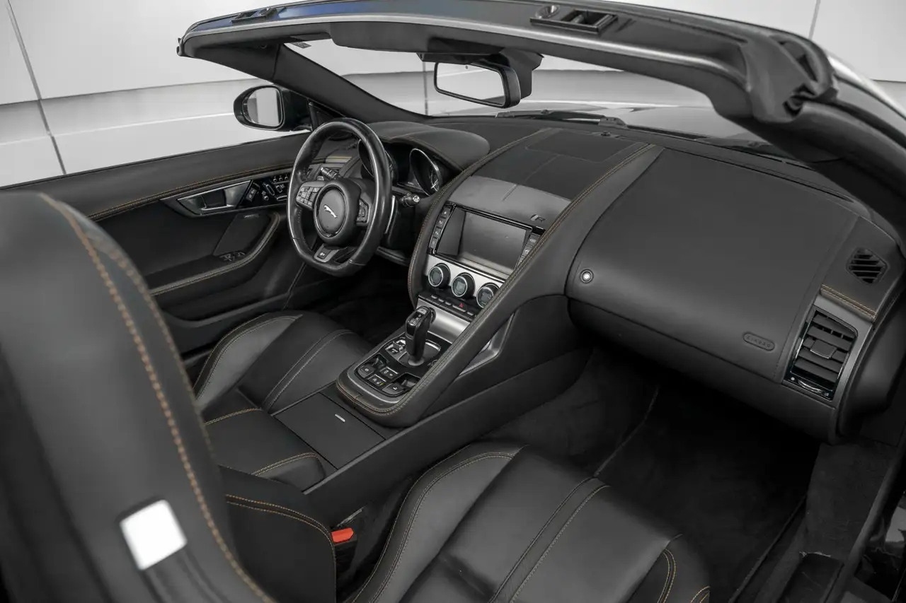 Jaguar F-Type fotografie Jaguar F-Type