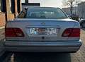 Mercedes-Benz E 200 Grau - thumbnail 4