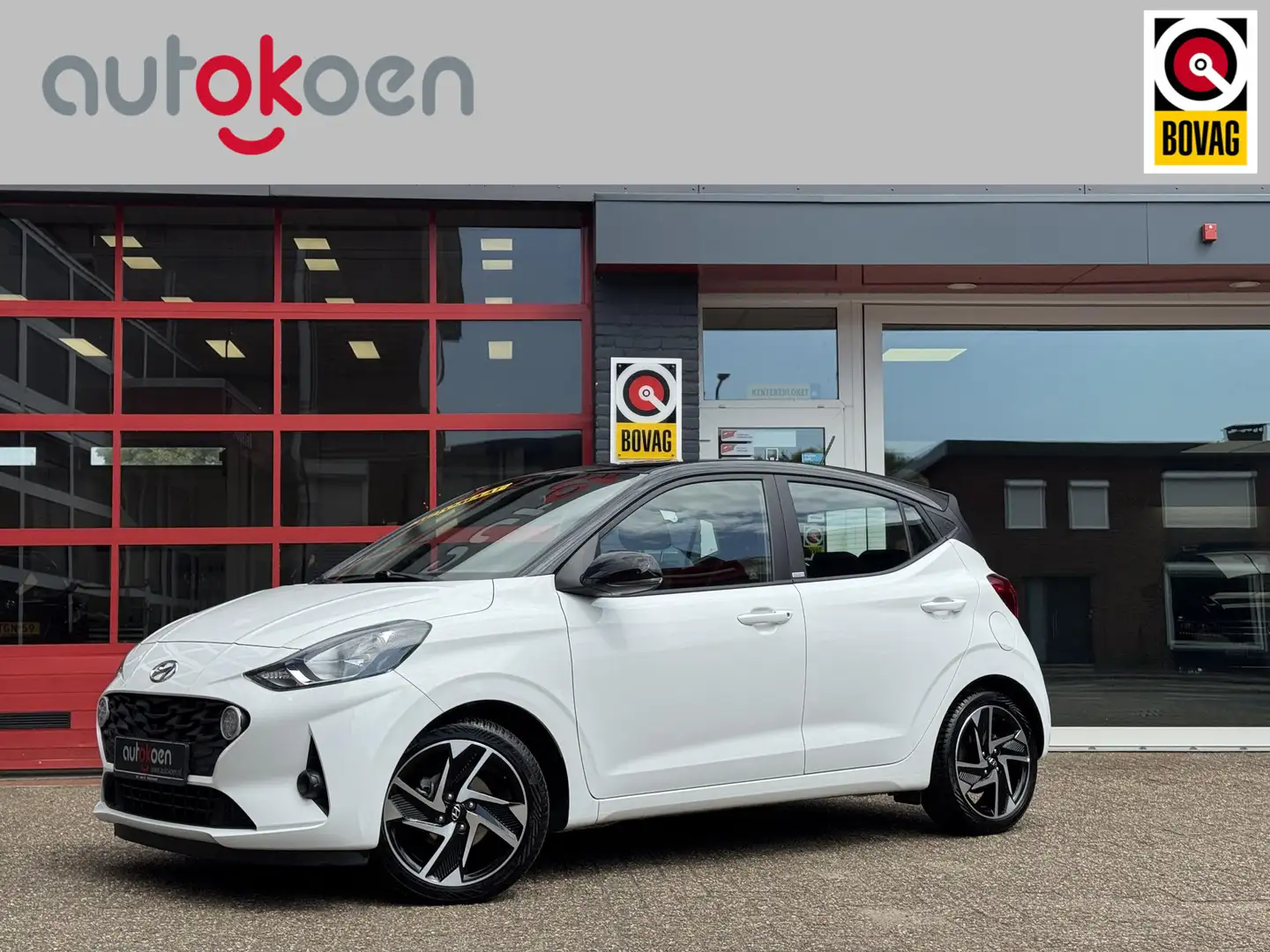 Hyundai i10 1.0 Comfort Smart 5-zits *AUTOMAAT/CAMERA/NAVI/CLI Blanc - 1