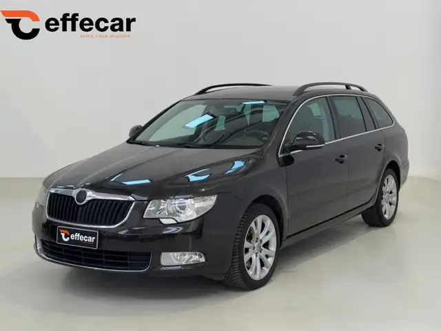 Skoda Superb 2.0 TDI CR 170CV DSG Wagon Ambition