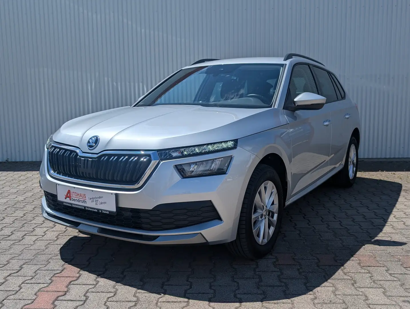 Skoda Kamiq Ambition *Rückfahrkamera*Tempomat*PDC*APP* Argent - 1