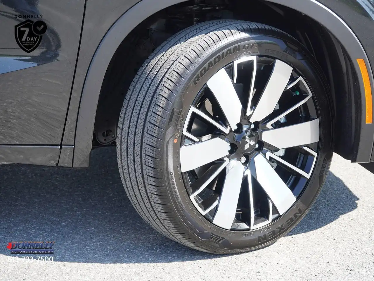 Mitsubishi Outlander снимка Mitsubishi Outlander