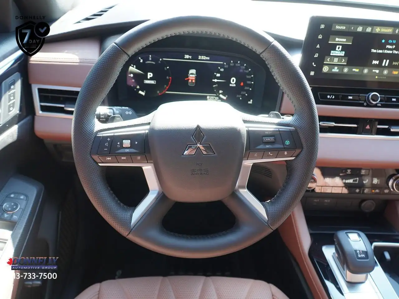 Mitsubishi Outlander снимка Mitsubishi Outlander