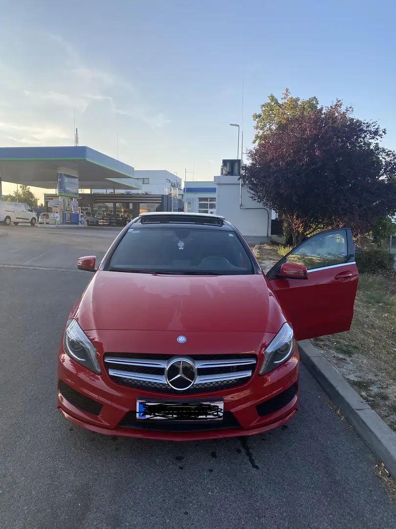 Mercedes-Benz A 180 7G-DCT AMG Line - 2