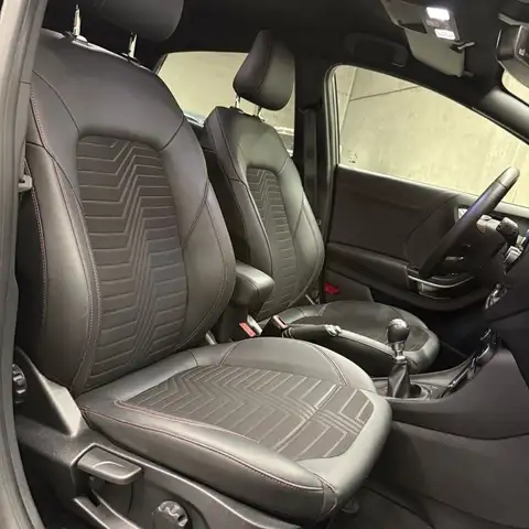 Ford Puma view 12