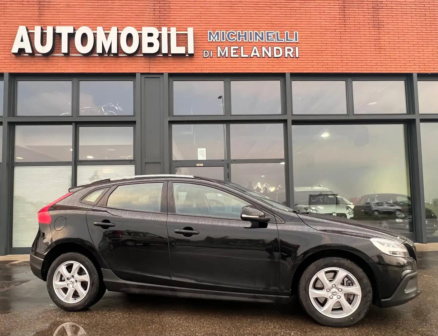 Volvo V40 Cross Country V40 Cross Country 2.0 d2 Noir - 1