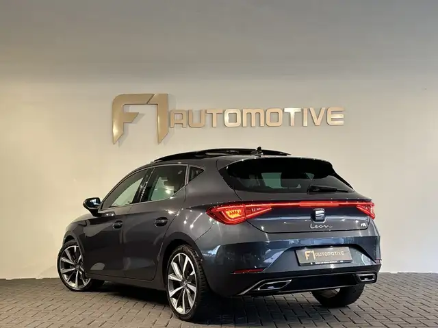Seat Leon view 6