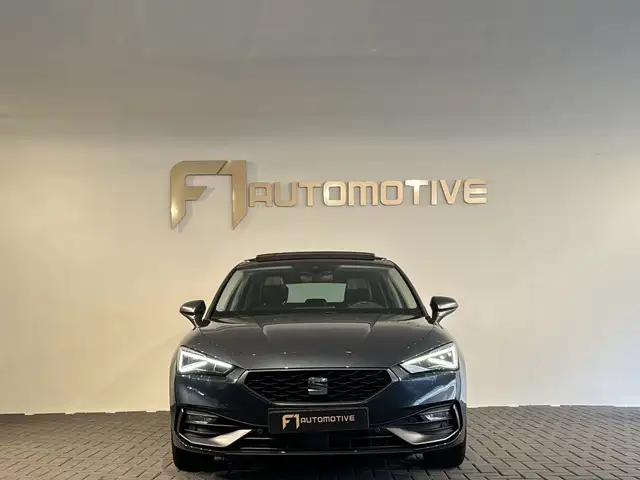 Seat Leon view 2