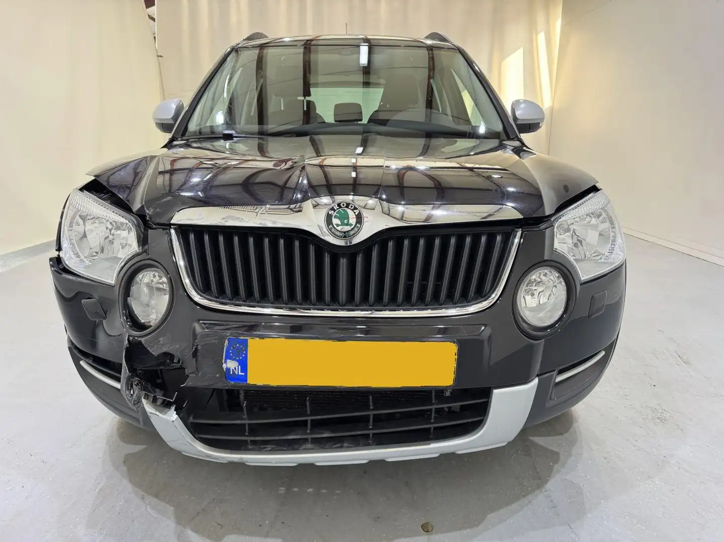 Skoda Yeti 1.2 TSI Expedition Airco Zwart - 2