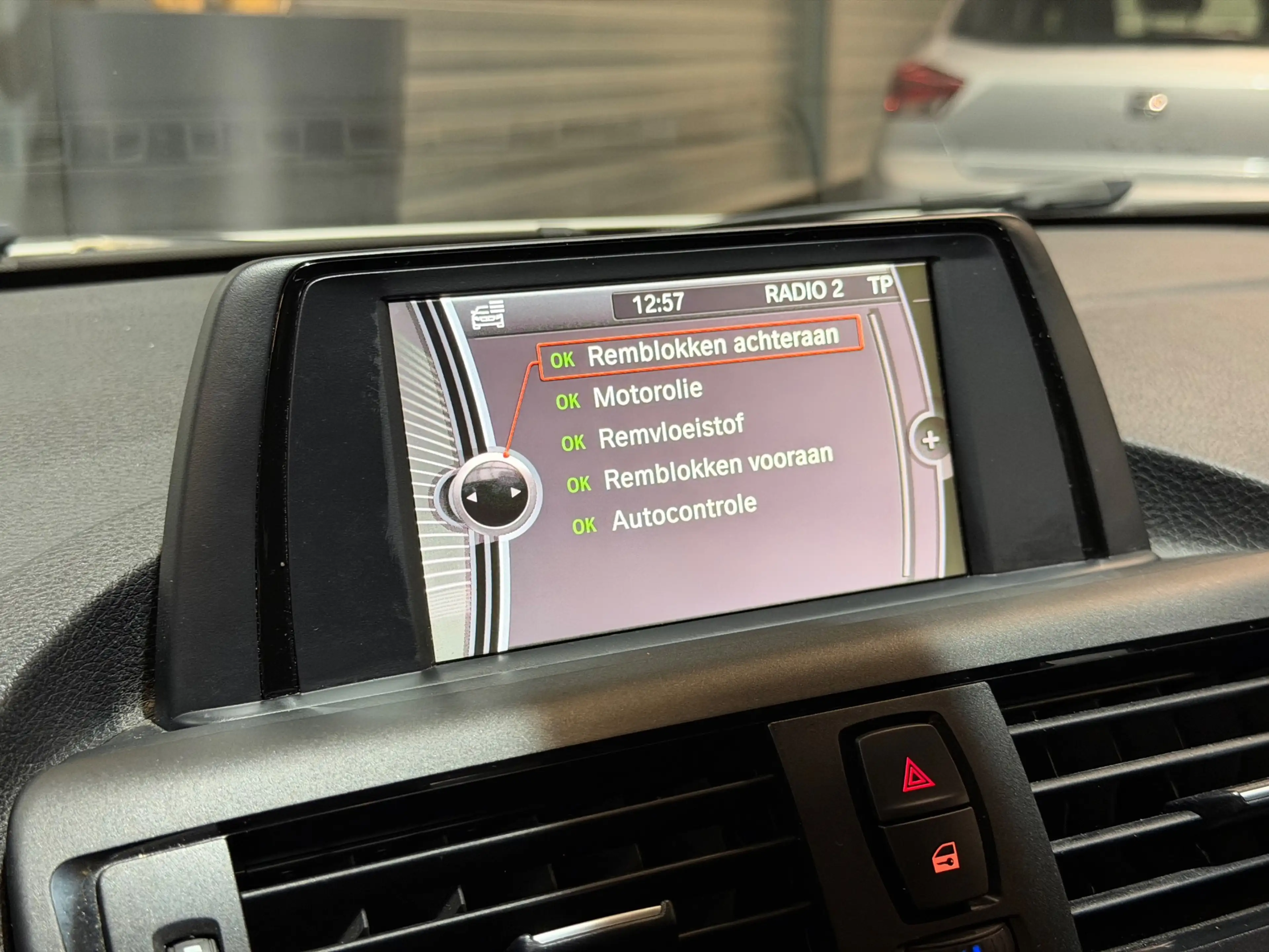 BMW 114 1-serie 114i EDE High Executive XENON/CRUISE/PDC/C — photo 24