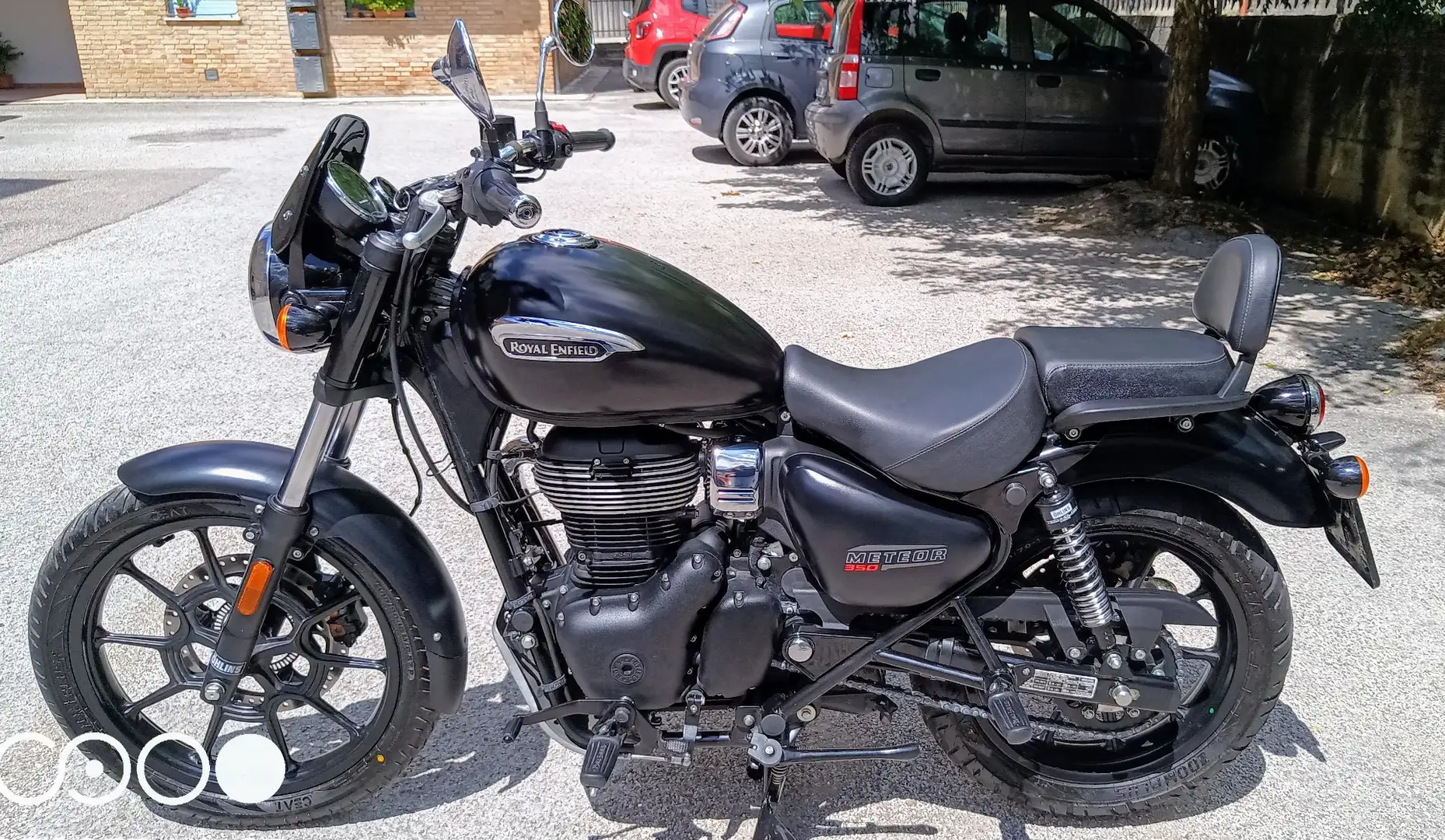 Royal Enfield Meteor 350 Compresa di Molti Accessori e Lavori di Sicurezza. Negru - 2