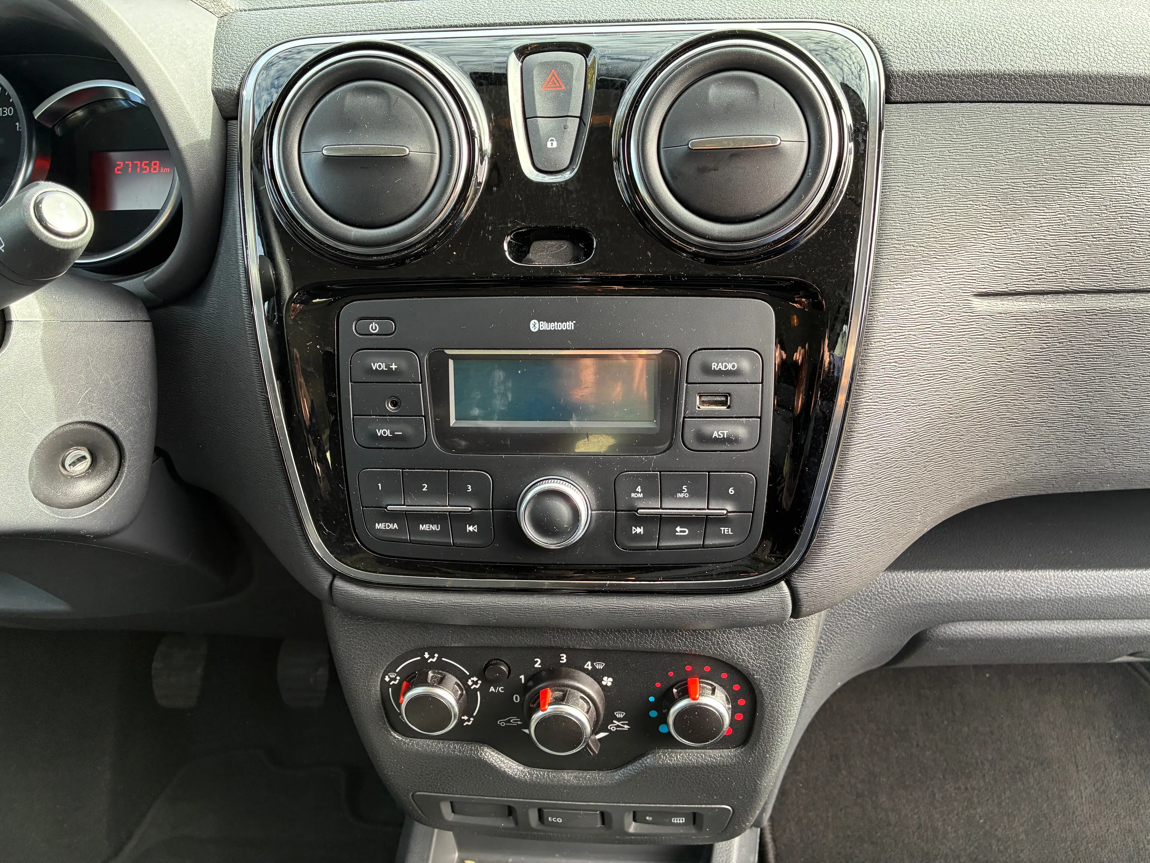 Dacia Dokker Comfort / 1. Hand / org. 27000 km / MwSt. ausweisbar — photo 13