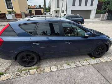 cee'd SW 1,6 CRDi Active Surf