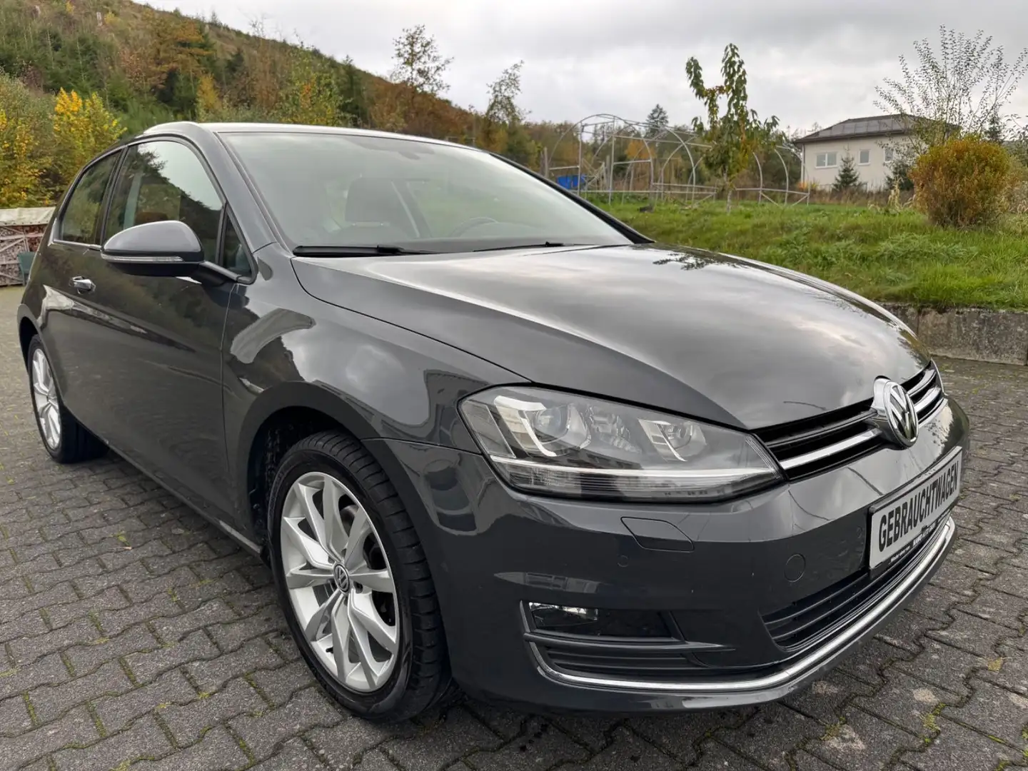 Volkswagen Golf VII 1,4 TSI-Highline-Bi-Xenon-sehr gepflegt Gris - 1
