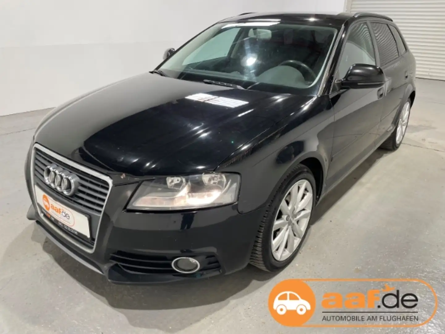 Audi A3 Sportback 2.0 TDI Attraction S-Tronic Black - 1